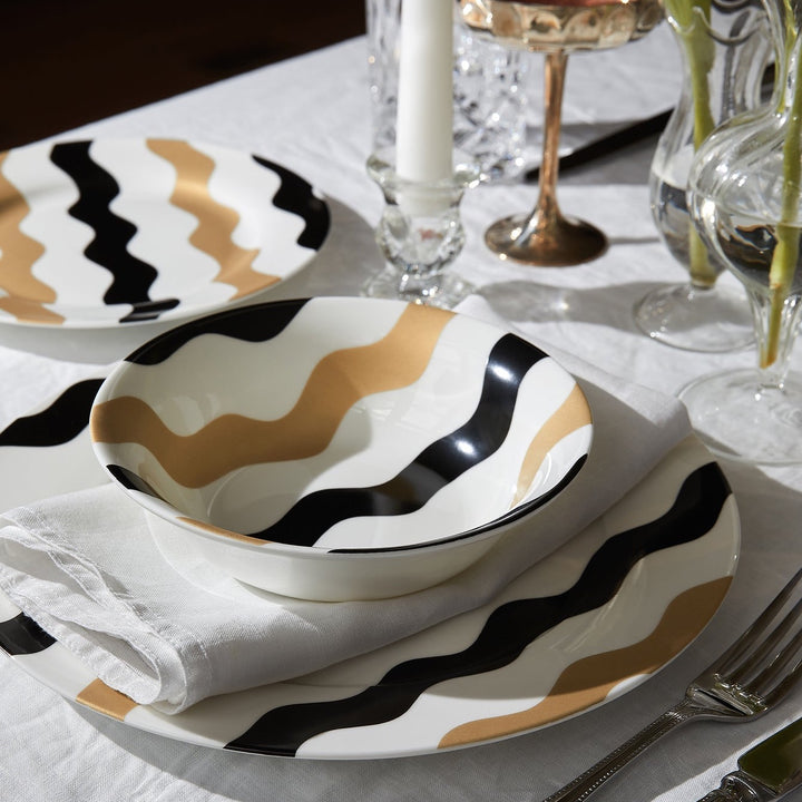 Black & Gold Scallop Dinner Plates - Pair