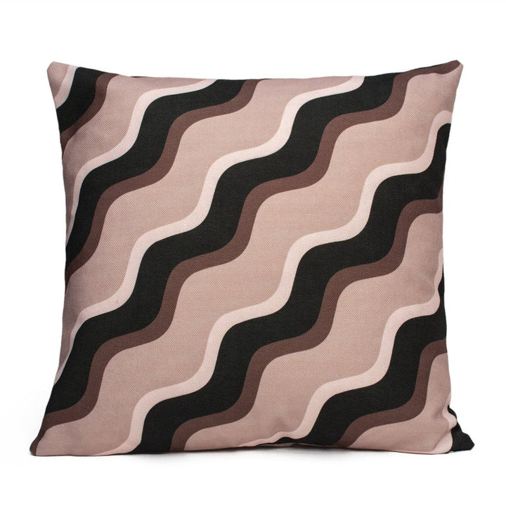 Mocha Scallop Cushion