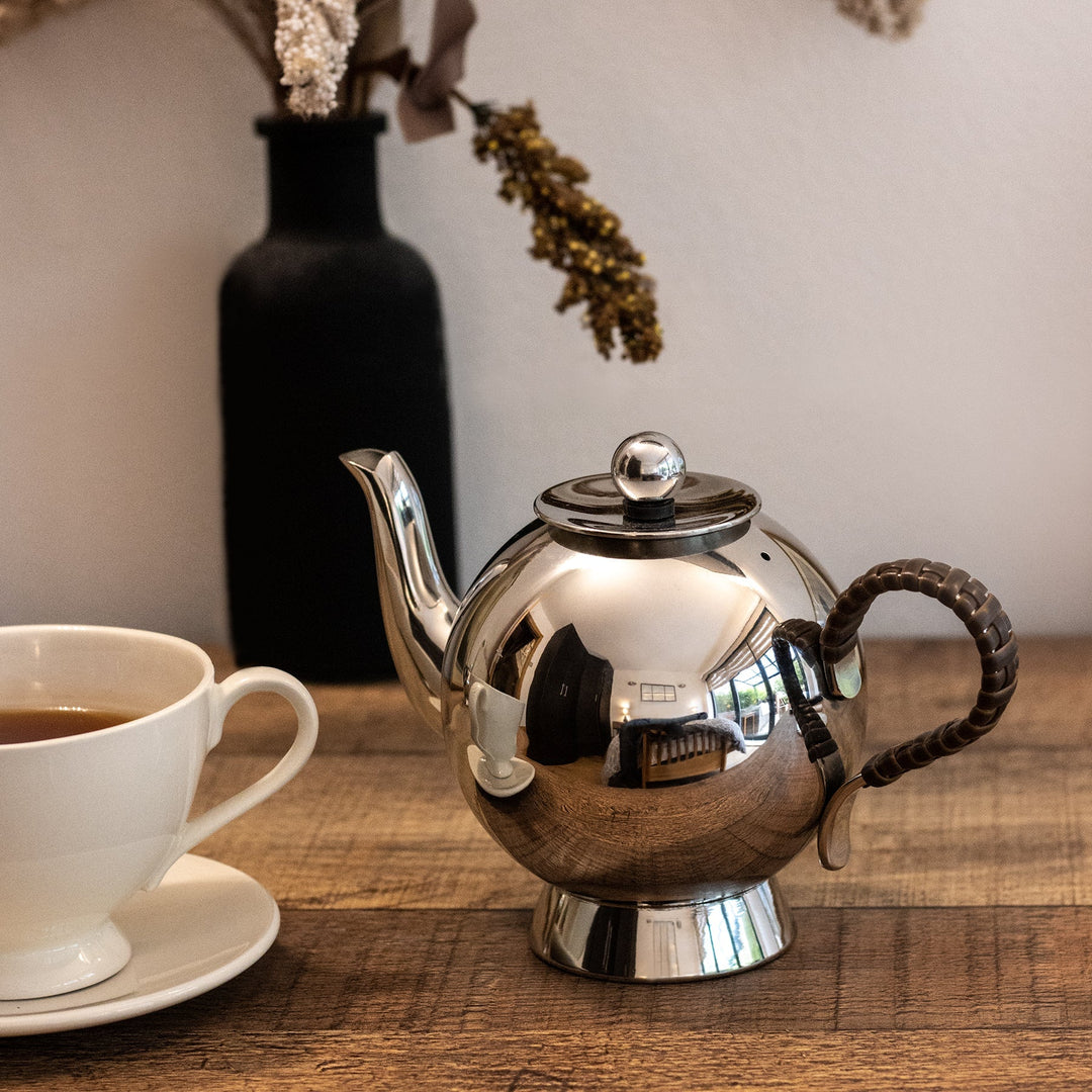 Spheres Tea Infuser Small Wicker Handle