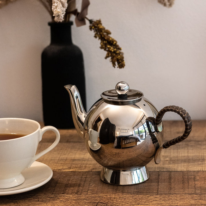 Spheres Tea Infuser Small Wicker Handle
